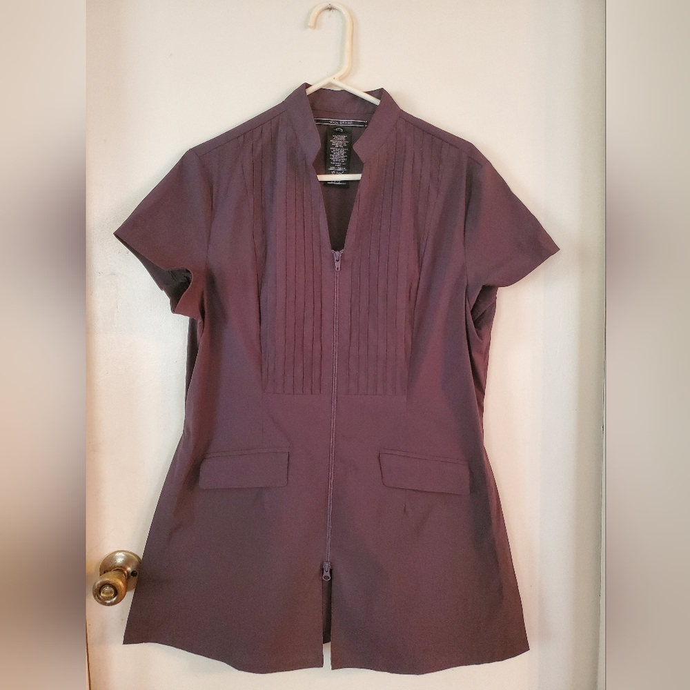 Noel Asmar Tunic Scrub Top L